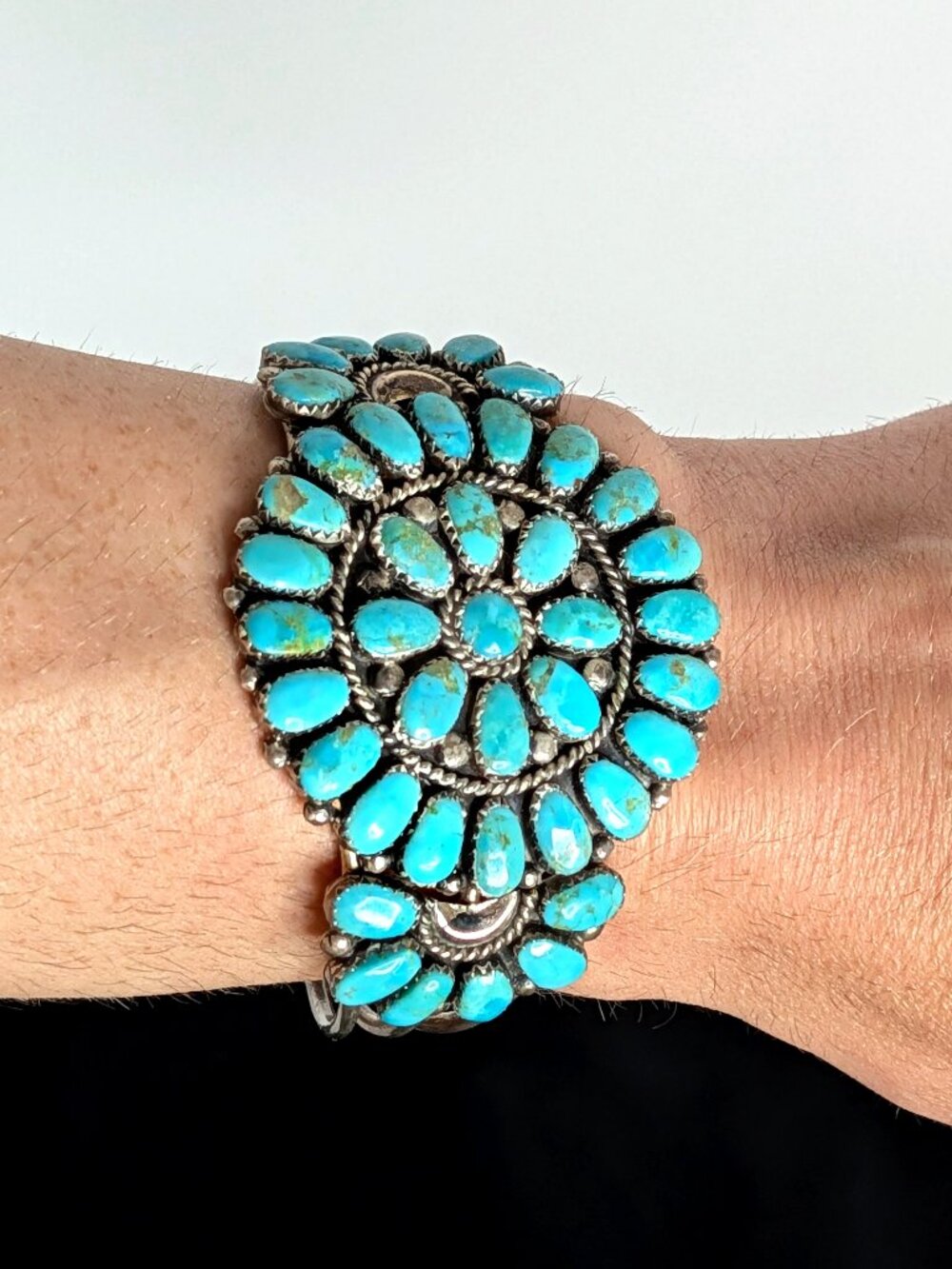 Large Signed NAVAJO Native Turquoise Sterling Silver Juliana Williams Bracelet - Picture 3 of 5